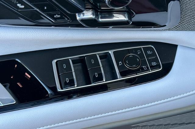 2027 Cadillac OPTIQ Luxury