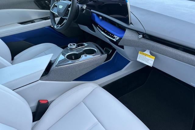 2027 Cadillac OPTIQ Luxury