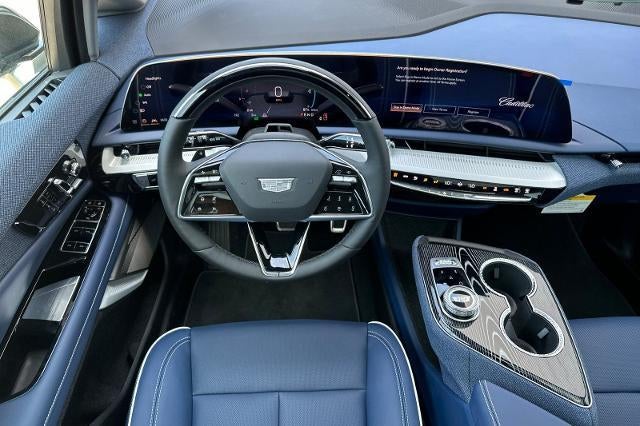 2027 Cadillac OPTIQ Premium Luxury