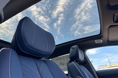 2027 Cadillac OPTIQ Premium Luxury