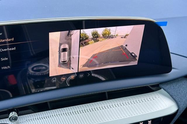2027 Cadillac OPTIQ Premium Luxury
