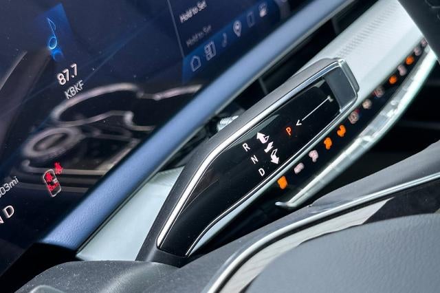 2027 Cadillac OPTIQ Premium Luxury