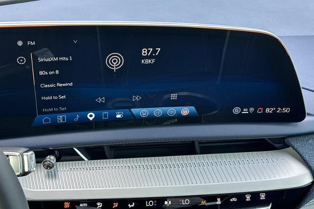 2027 Cadillac OPTIQ Premium Luxury