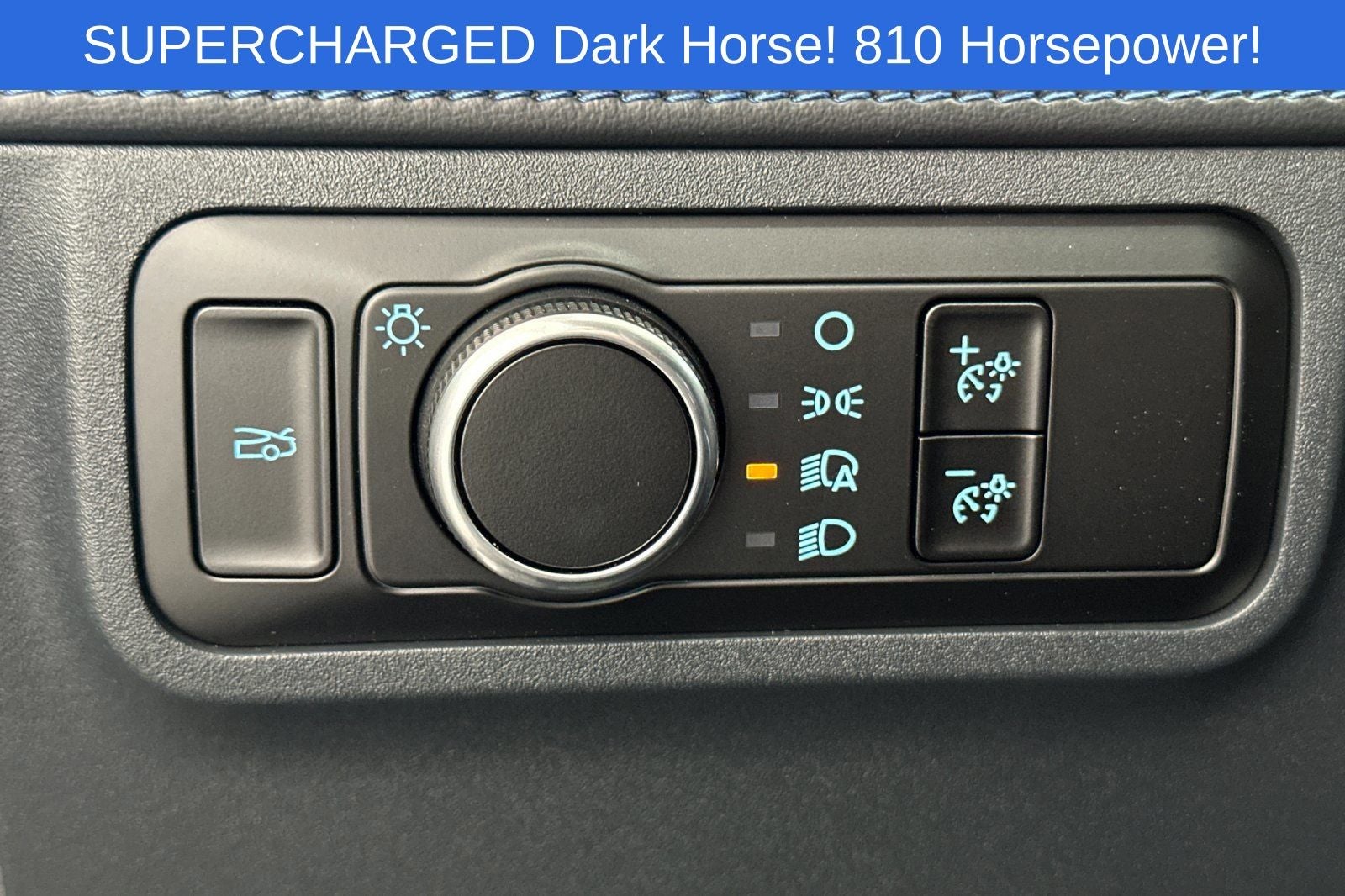 2025 Ford Mustang Dark Horse
