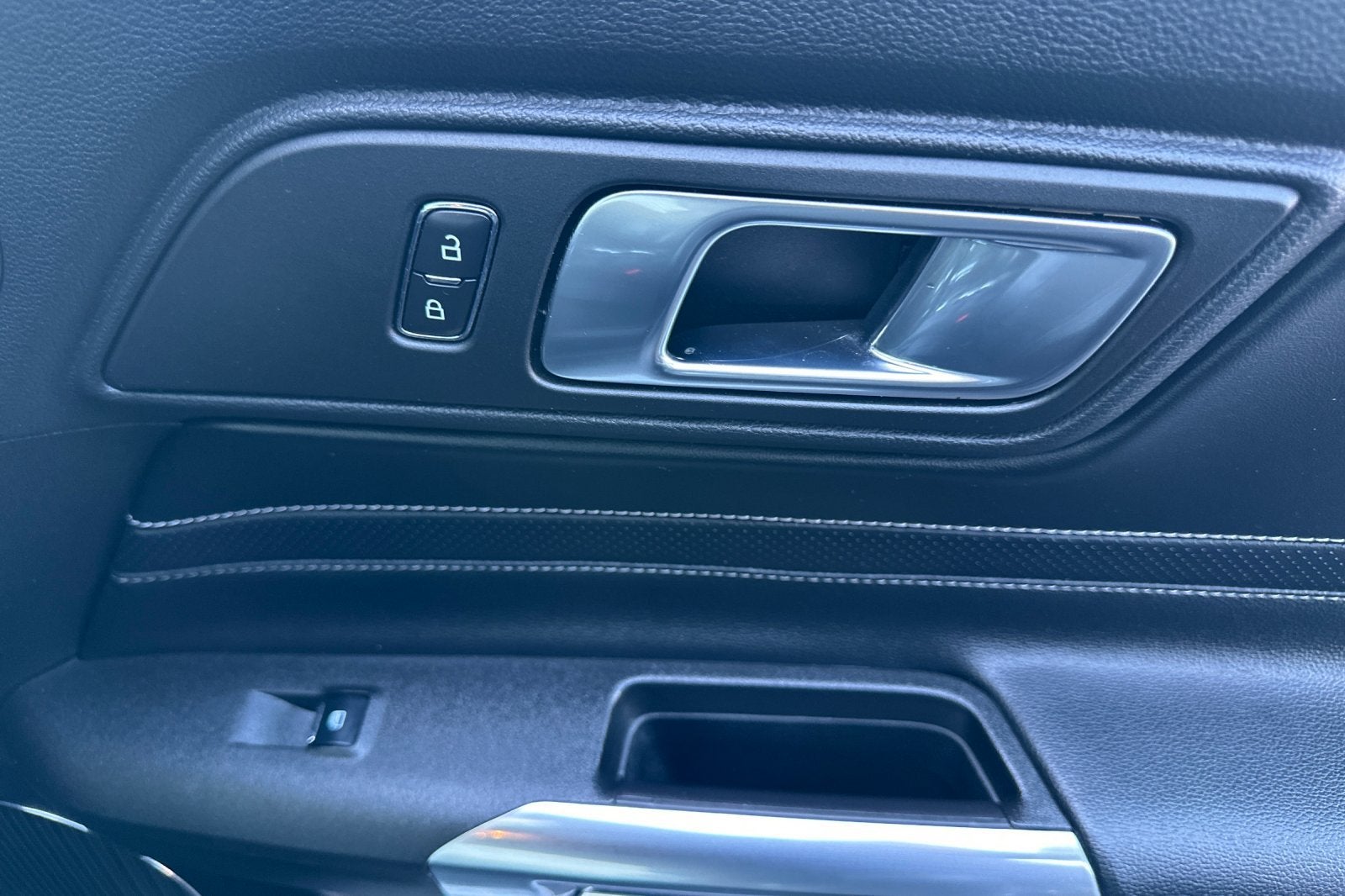 2023 Ford Mustang EcoBoost