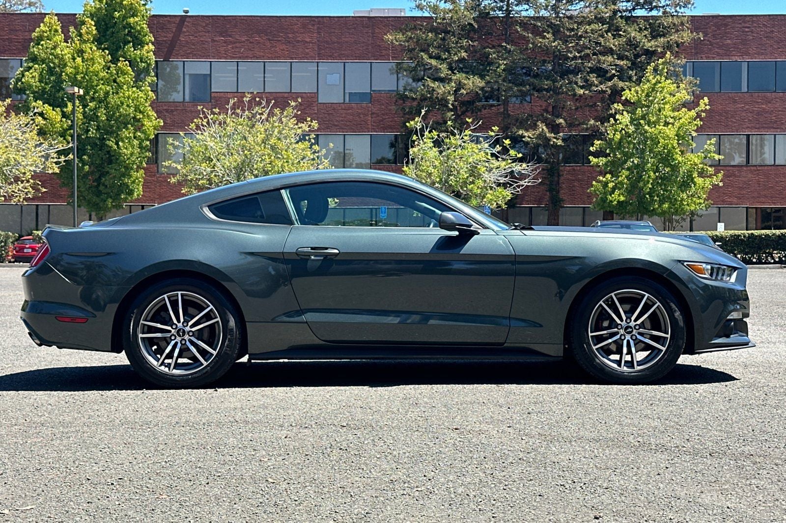 2016 Ford Mustang EcoBoost