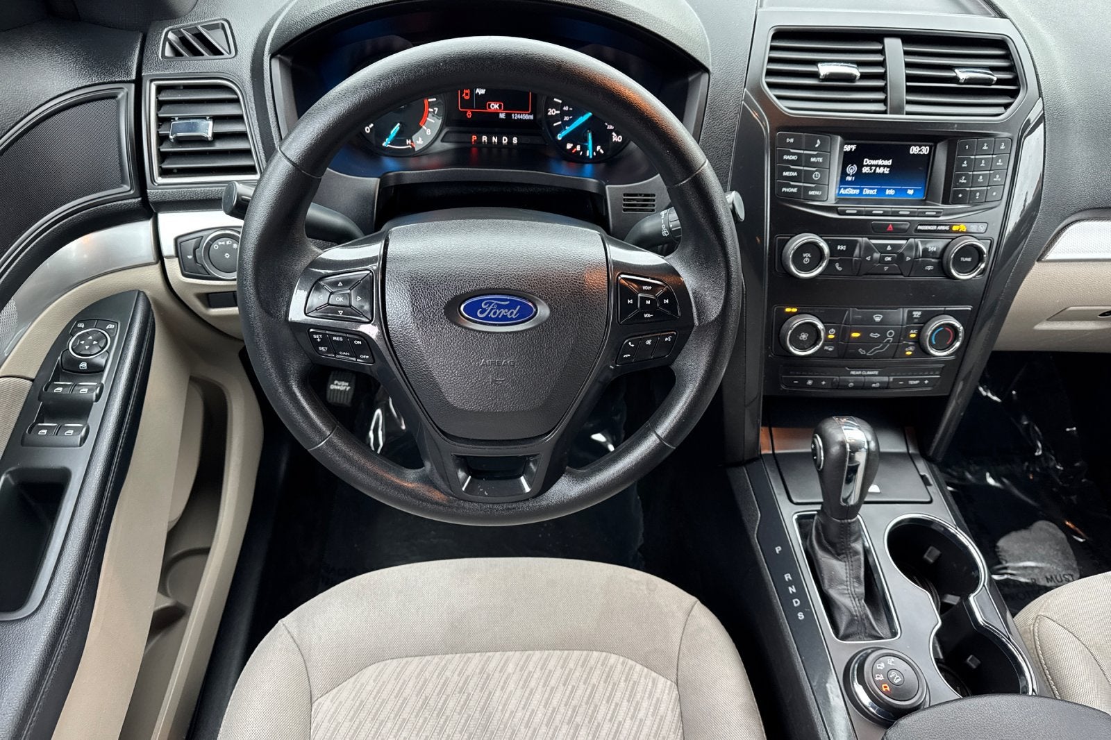 2018 Ford Explorer Base
