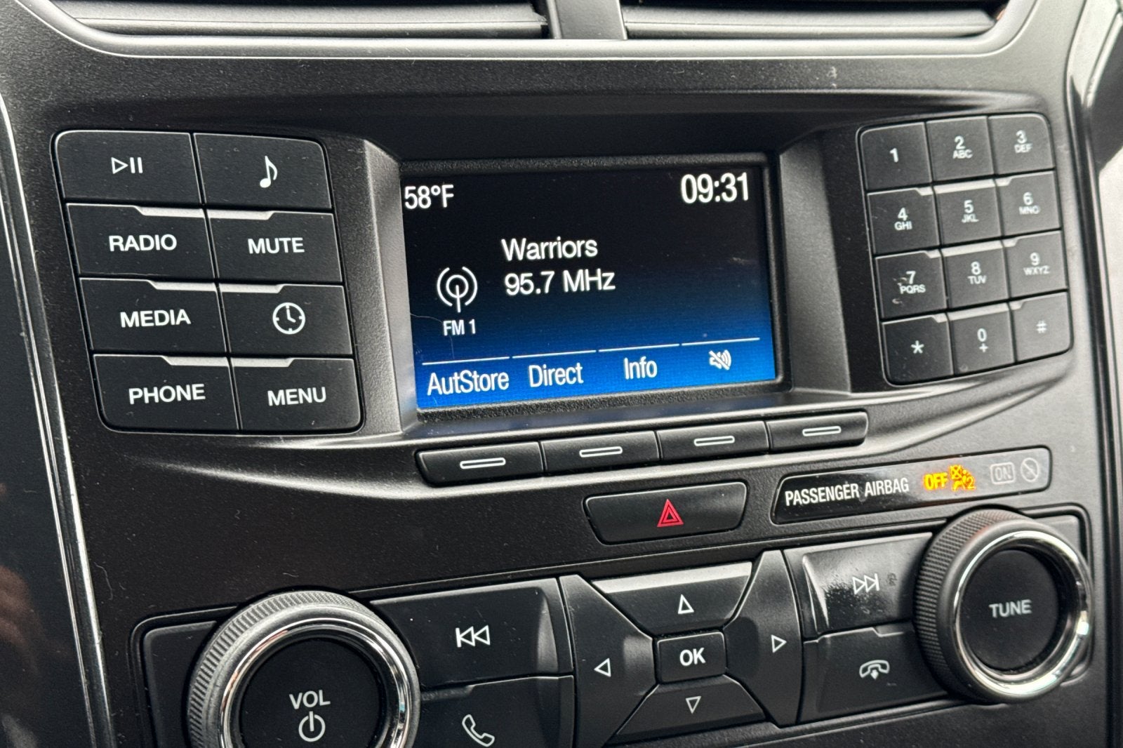 2018 Ford Explorer Base