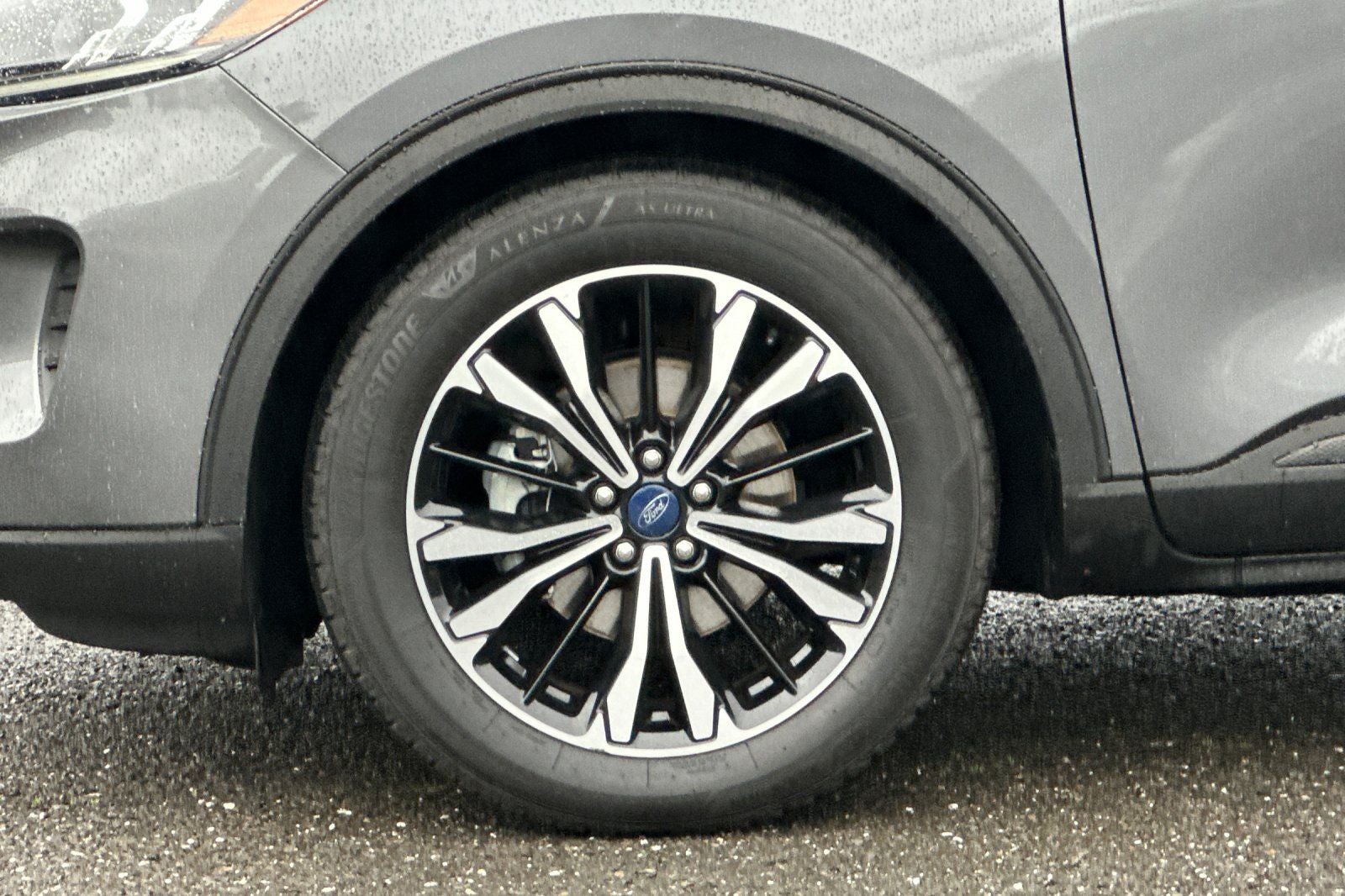 2021 Ford Escape SE Hybrid