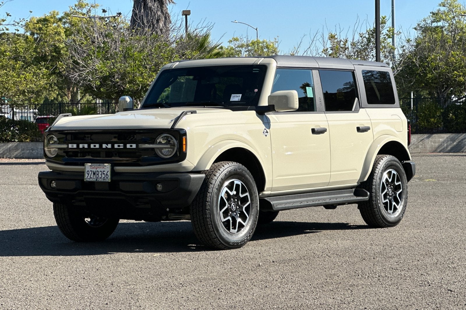 2026 Ford Bronco Outer Banks®