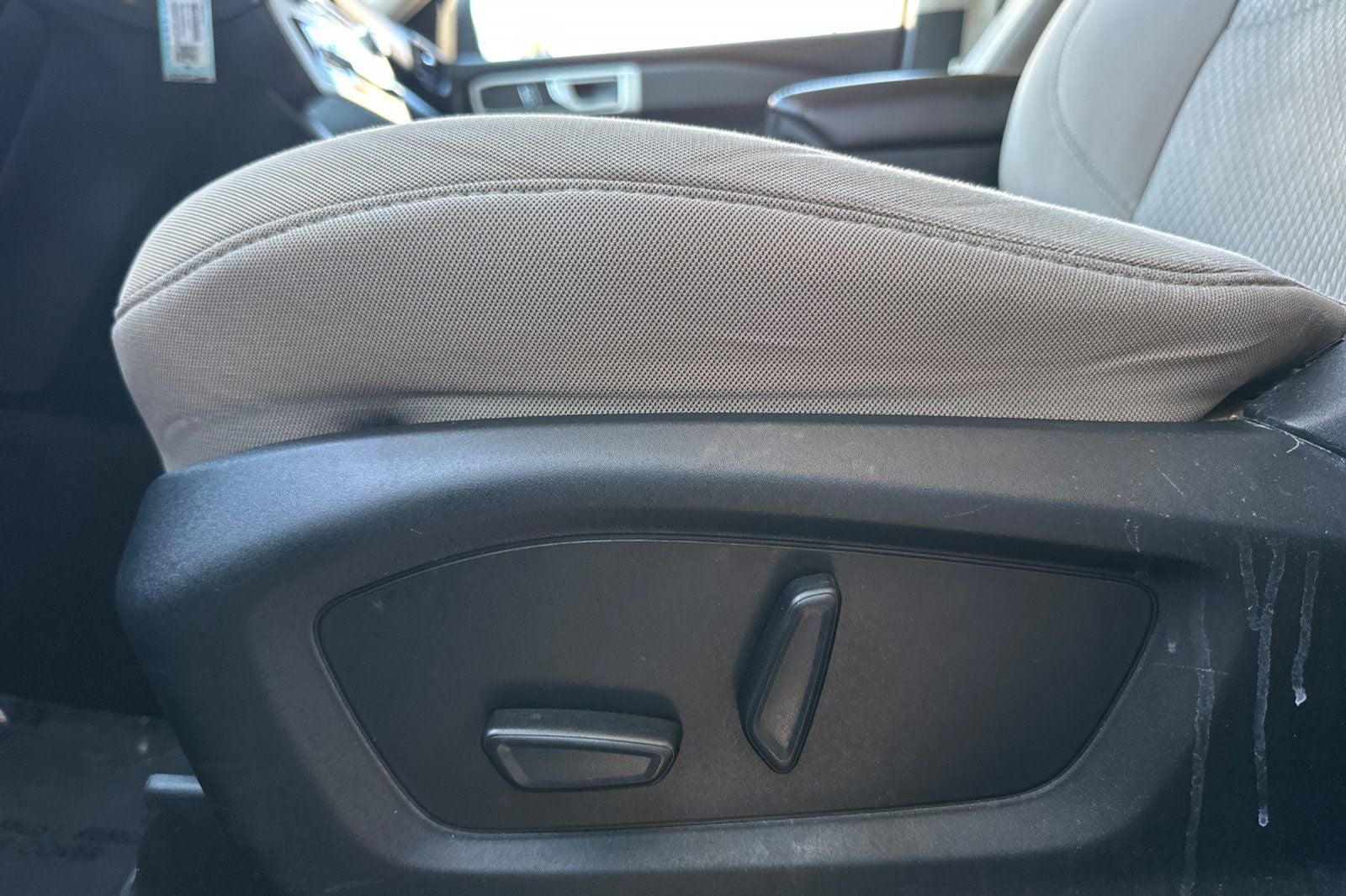 2021 Ford Explorer Base