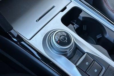 2024 Ford Explorer ST-Line