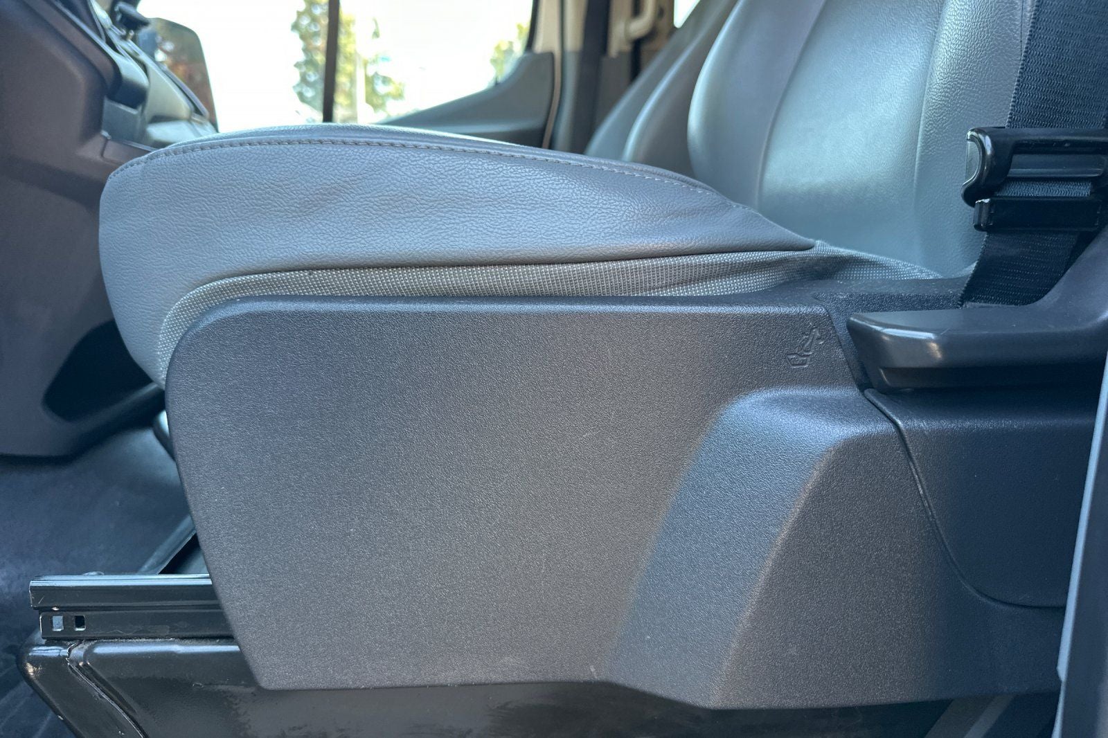 2016 Ford Transit-150 XL
