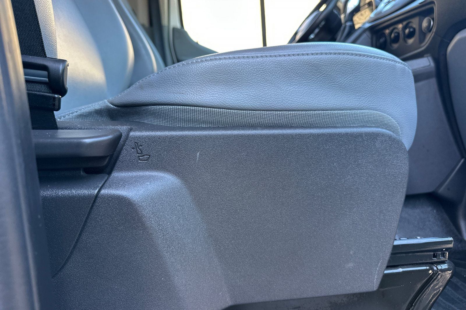 2016 Ford Transit-150 XL