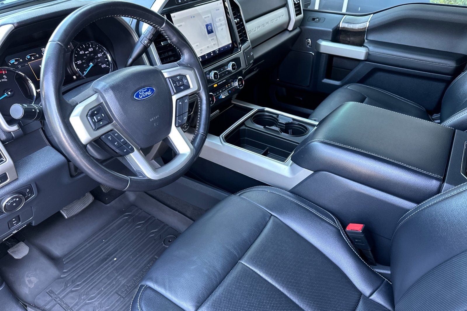 2022 Ford F-250SD Lariat