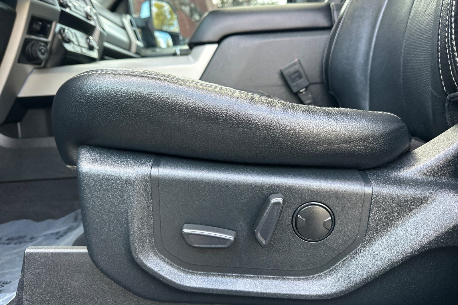 2020 Ford F-250SD Lariat