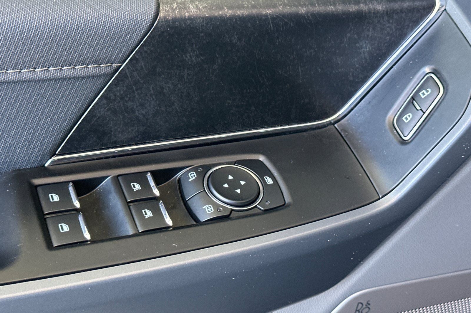 2024 Ford F-150 Lightning Flash