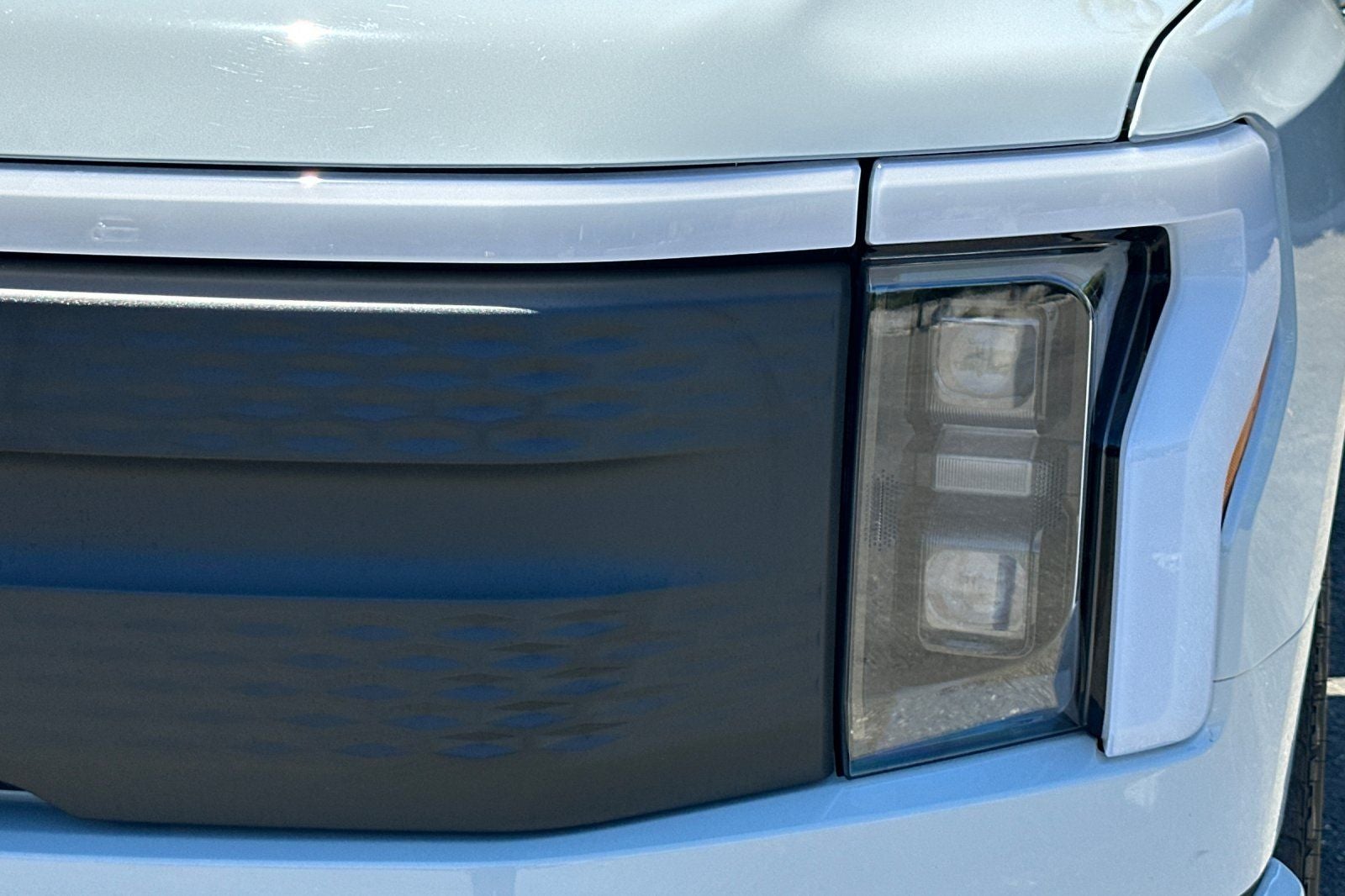 2024 Ford F-150 Lightning Flash