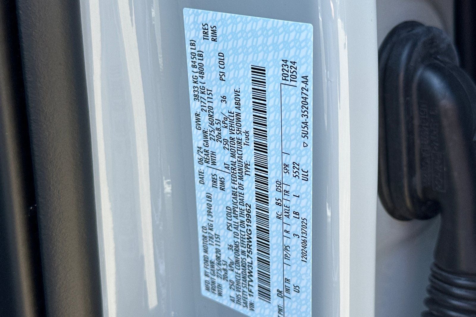 2024 Ford F-150 Lightning Flash