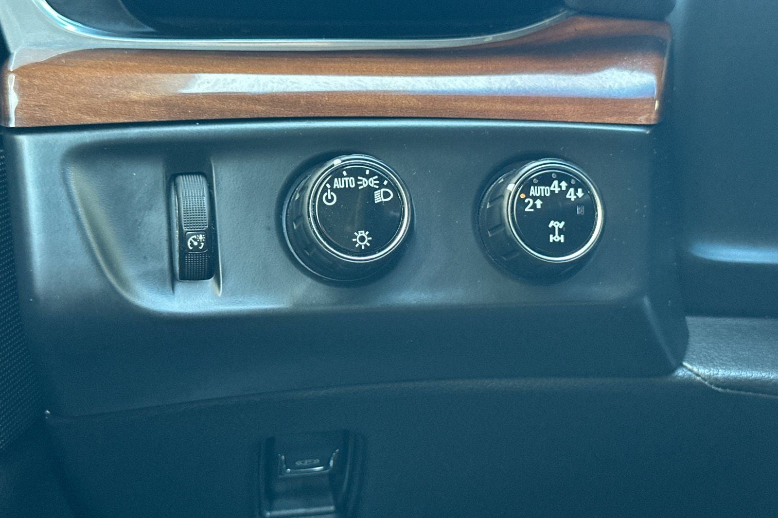 2018 Cadillac Escalade Premium Luxury