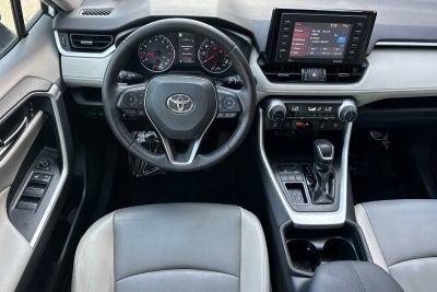 2020 Toyota RAV4 XLE Premium