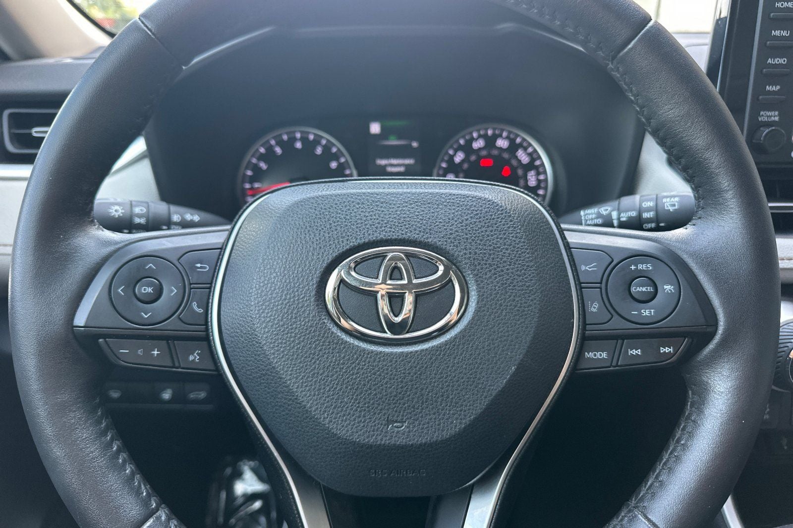 2020 Toyota RAV4 XLE Premium
