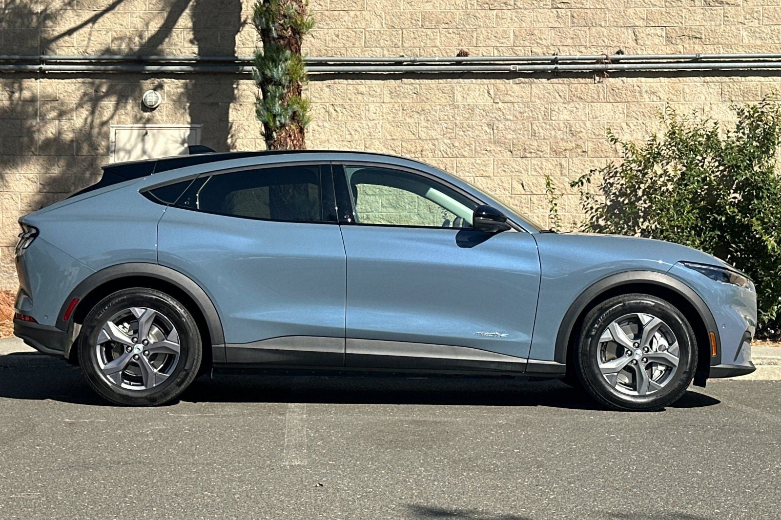 2023 Ford Mustang Mach-E Select