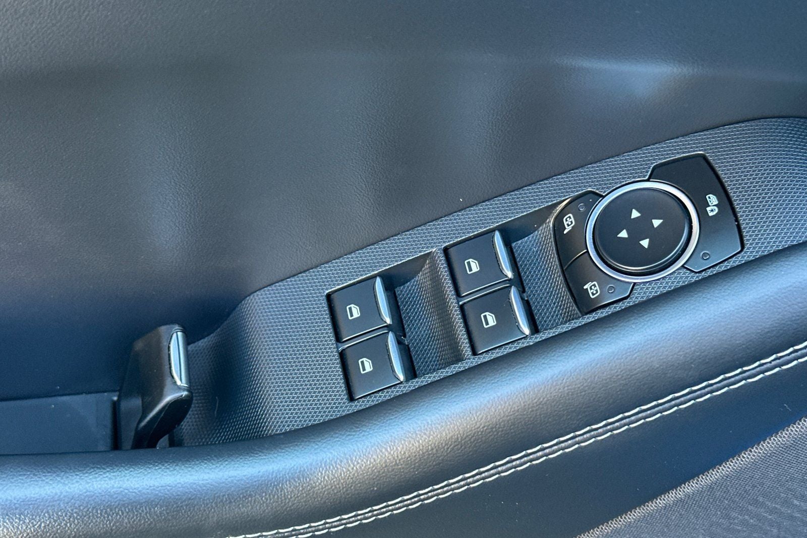 2023 Ford Mustang Mach-E Select