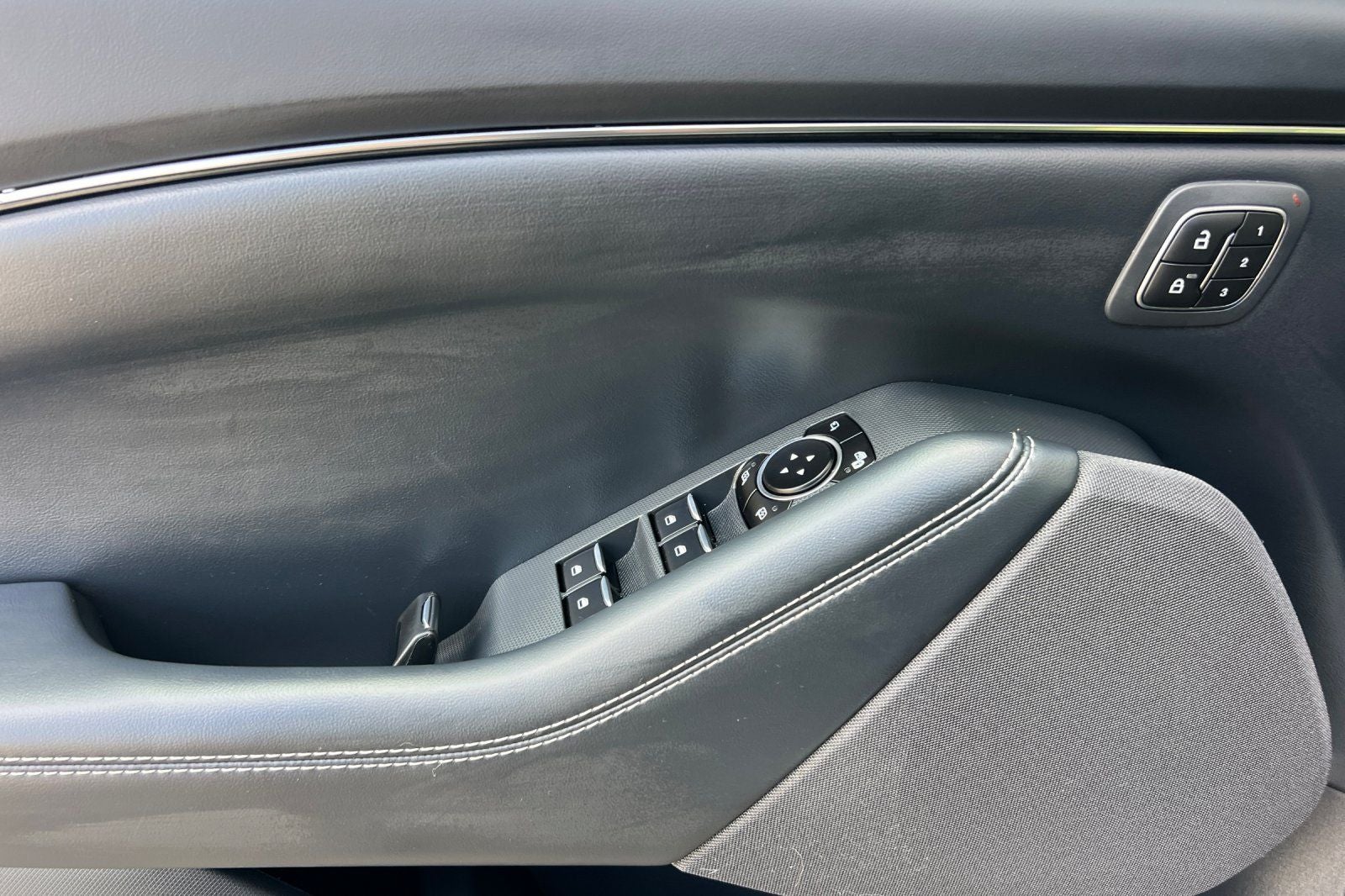 2023 Ford Mustang Mach-E California Route 1