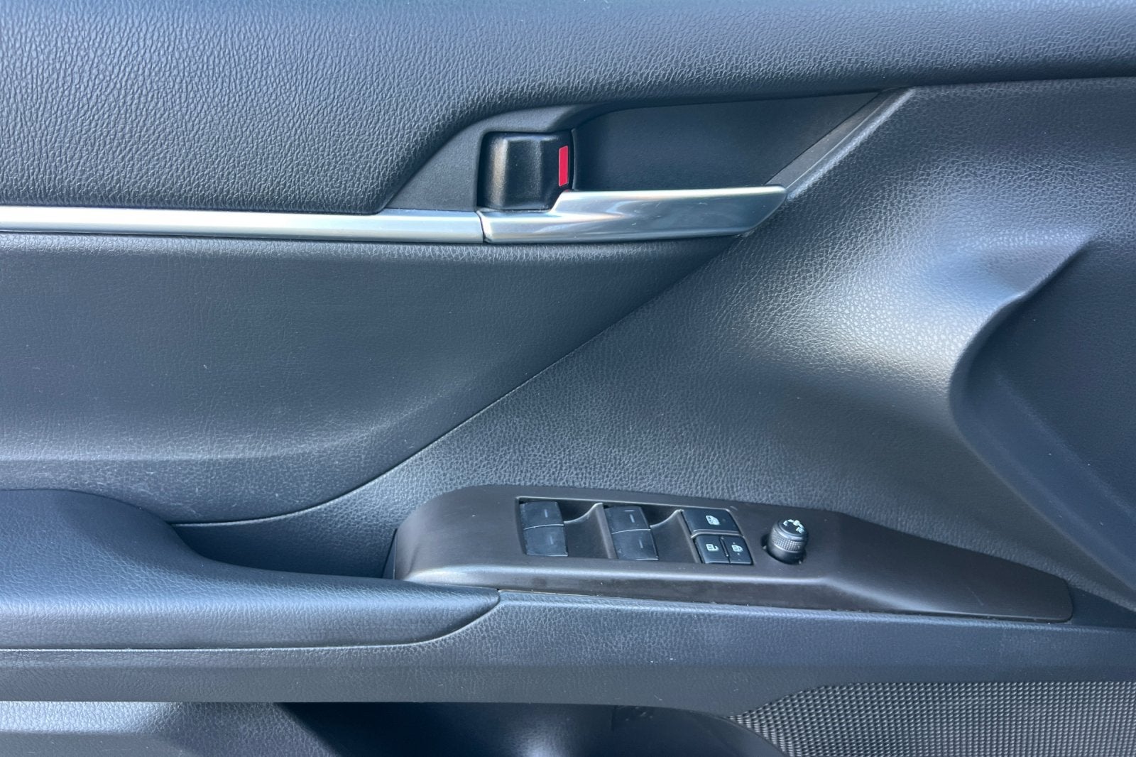 2022 Toyota Camry Hybrid Nightshade