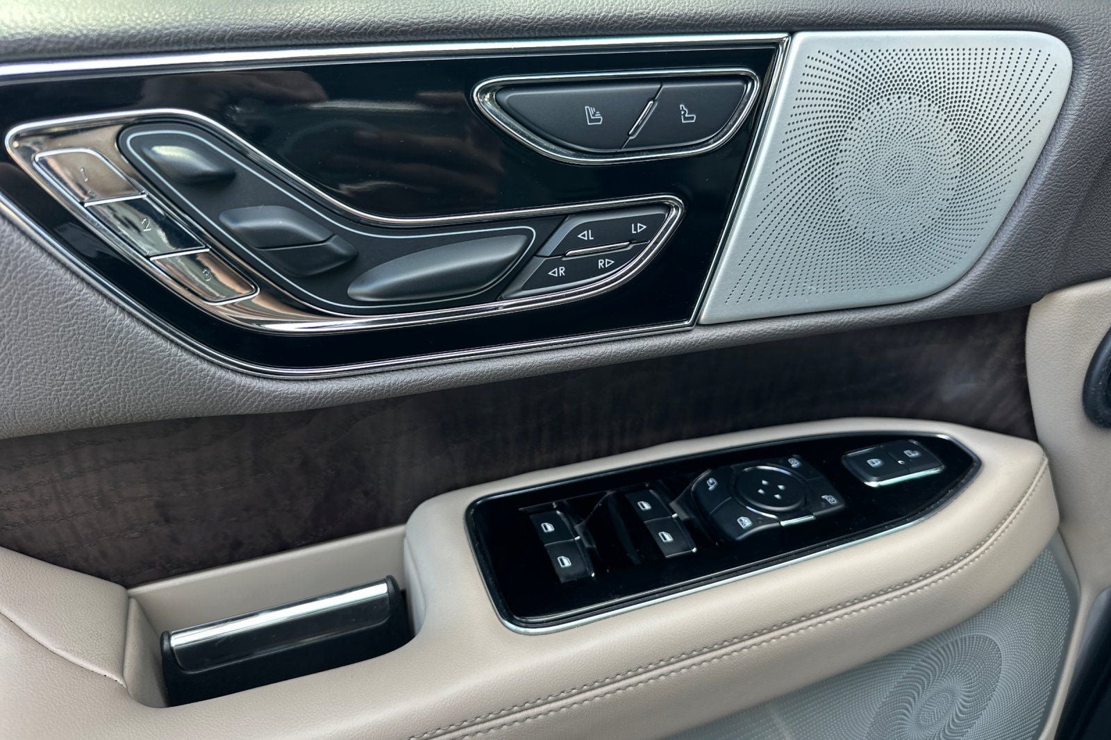 2024 Lincoln Navigator L Reserve