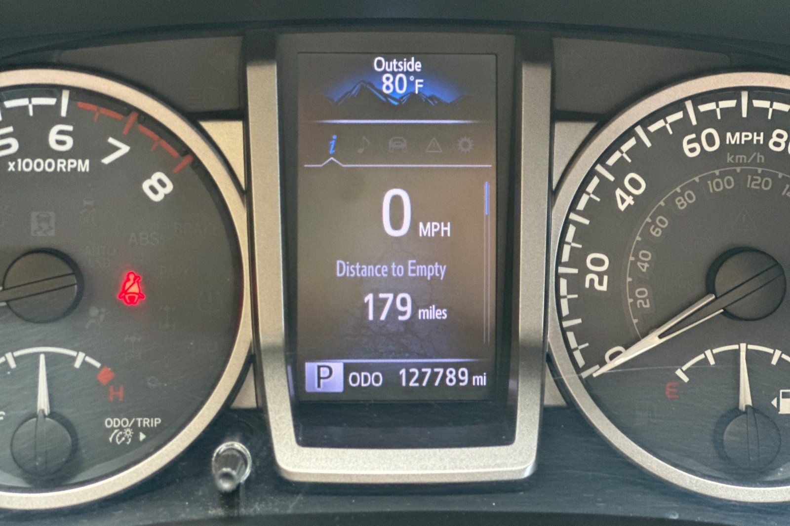 2018 Toyota Tacoma SR5 V6