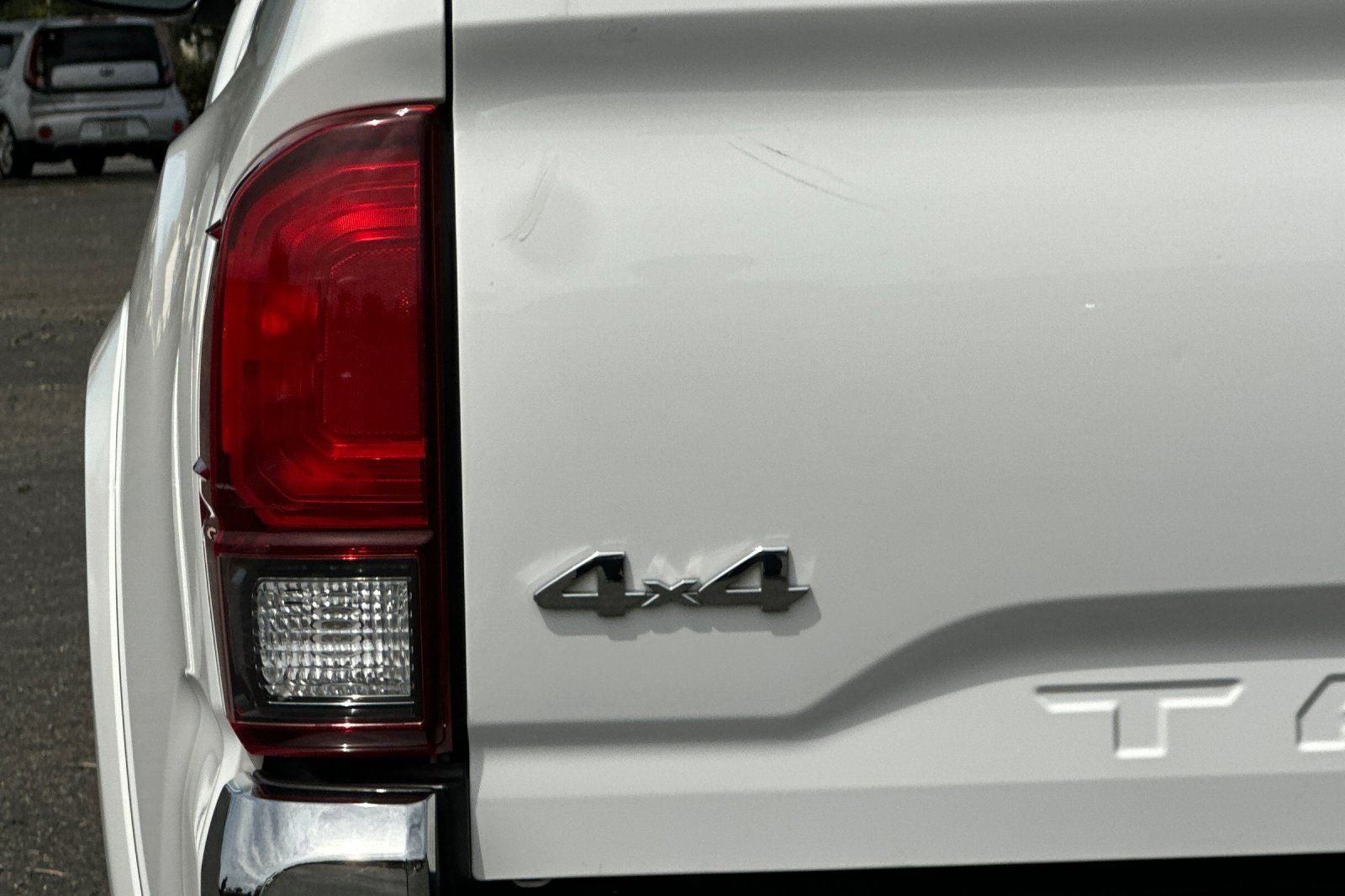 2018 Toyota Tacoma SR5 V6