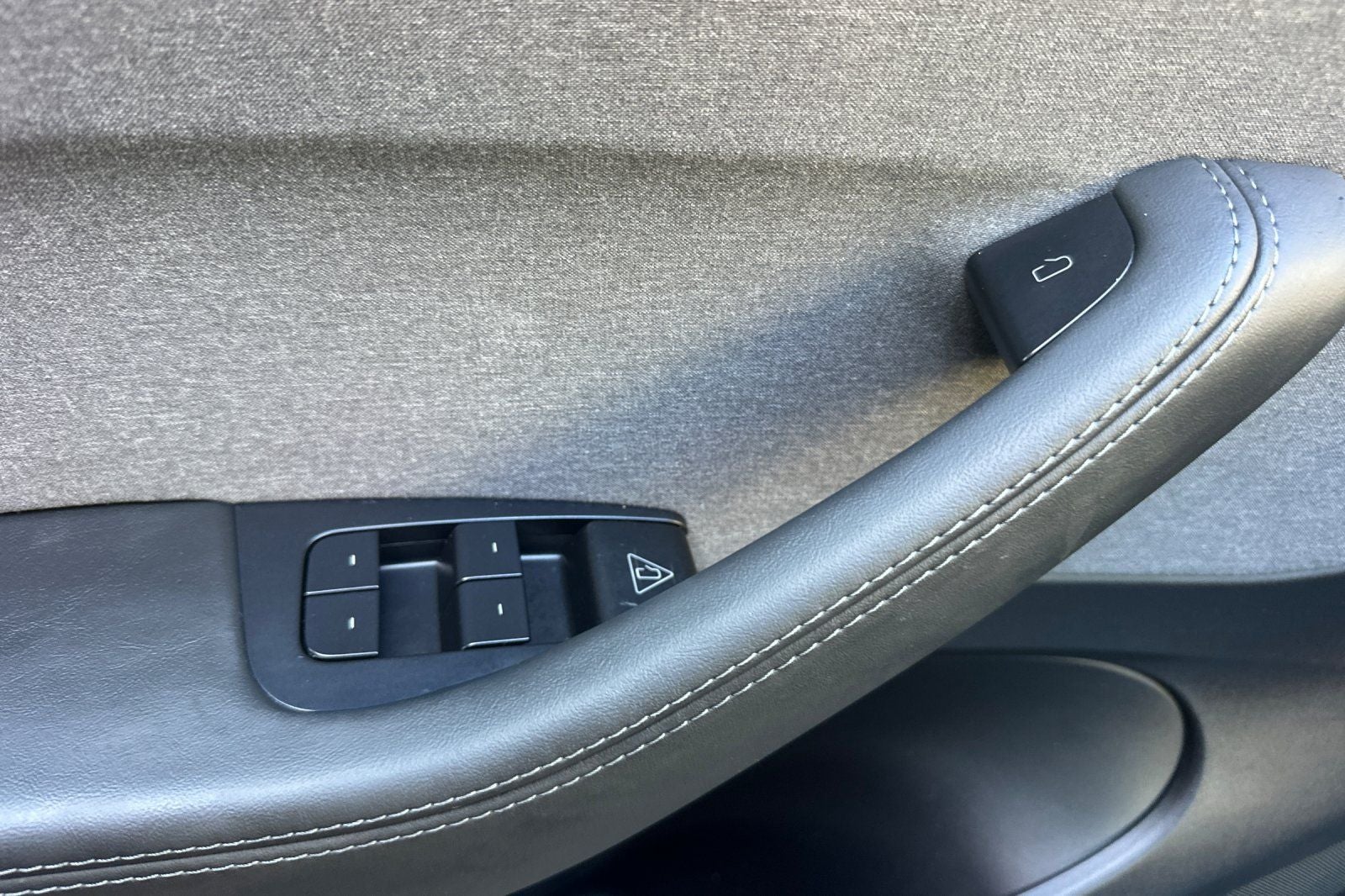2026 Tesla Model Y Premium