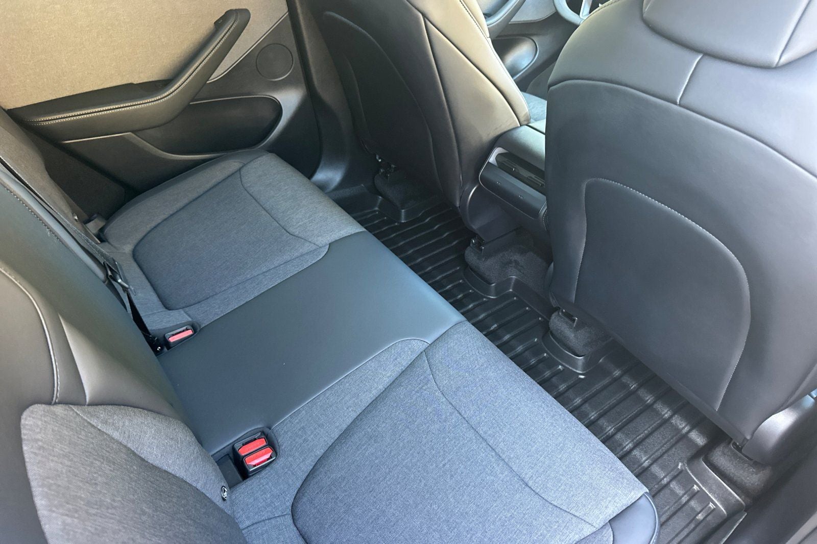 2026 Tesla Model Y Premium