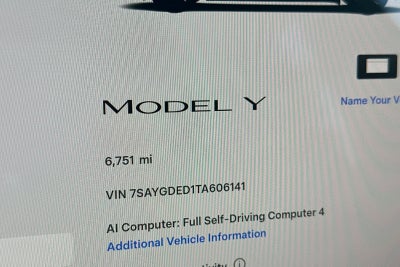 2026 Tesla Model Y Premium