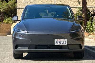 2026 Tesla Model Y Premium