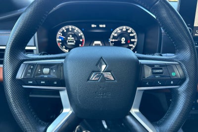 2024 Mitsubishi Outlander SEL