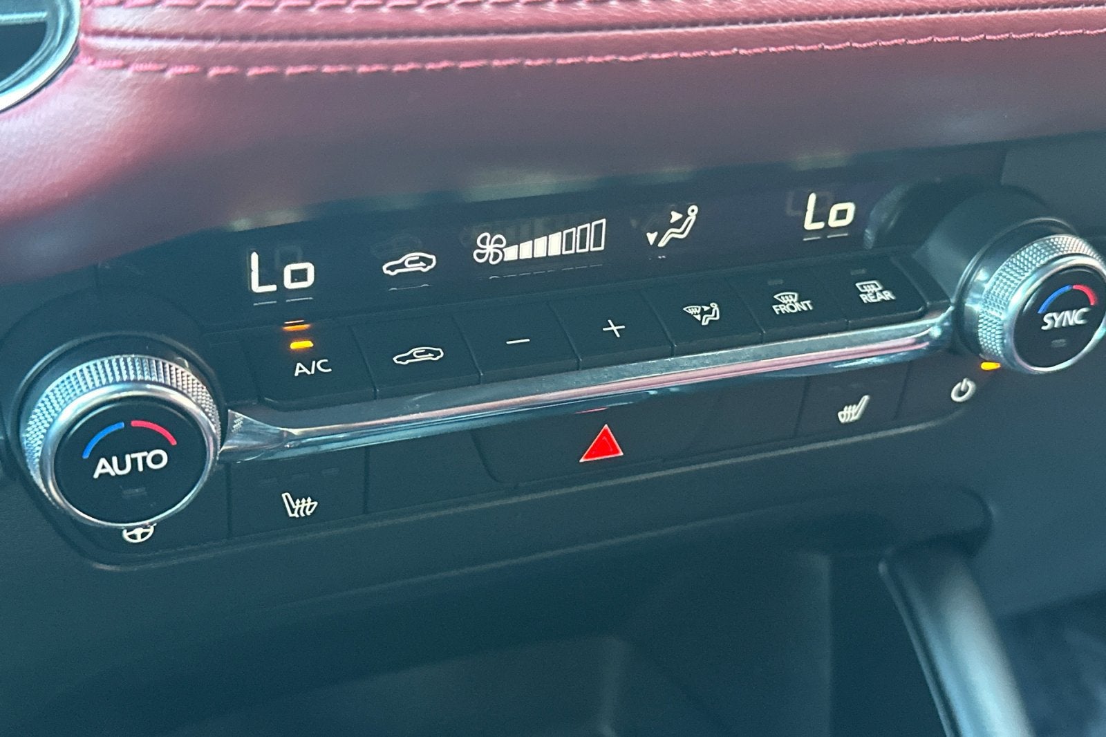 2025 Mazda Mazda3 Premium