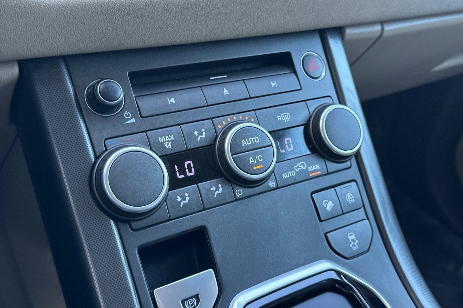 2018 Land Rover Range Rover Evoque SE