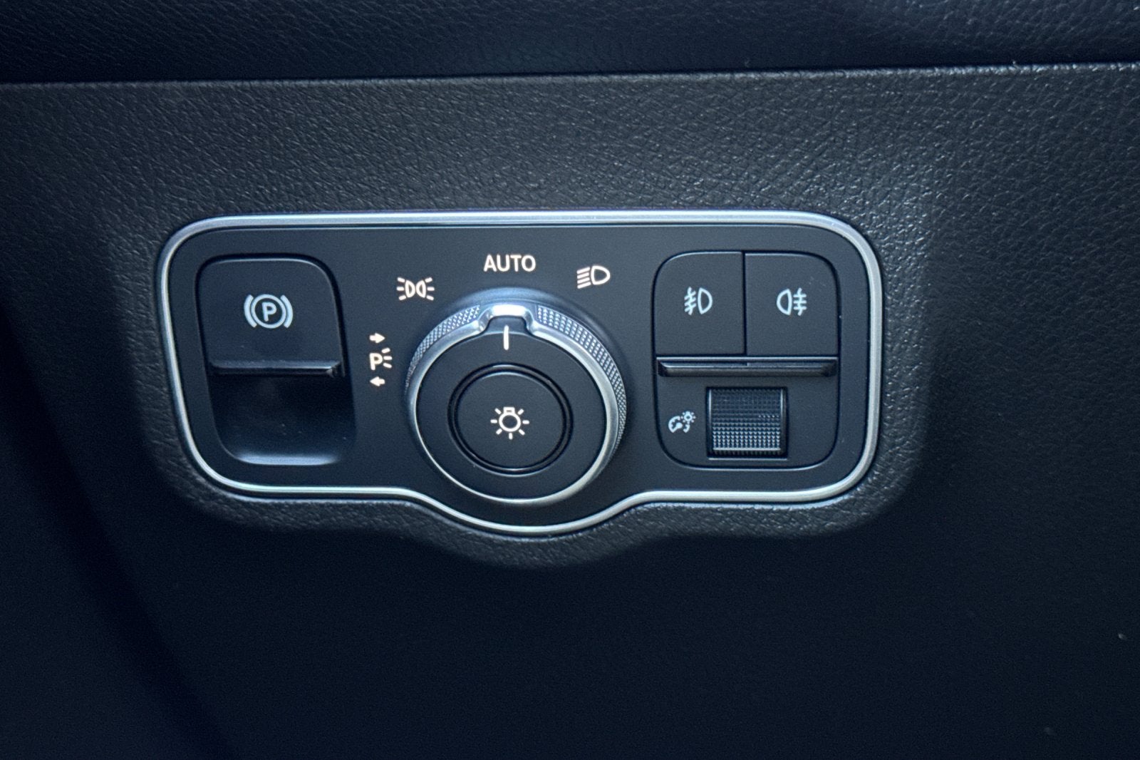 2020 Mercedes-Benz GLB Base 4MATIC®