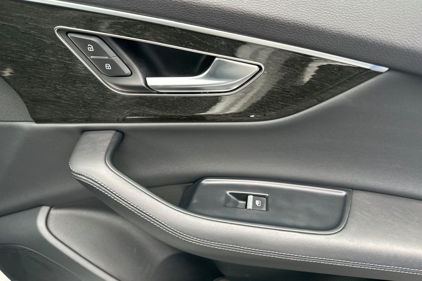 2023 Audi Q7 55 Premium Plus quattro