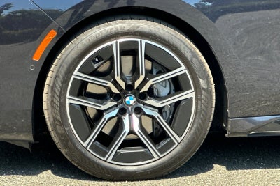 2024 BMW 7 Series 740i