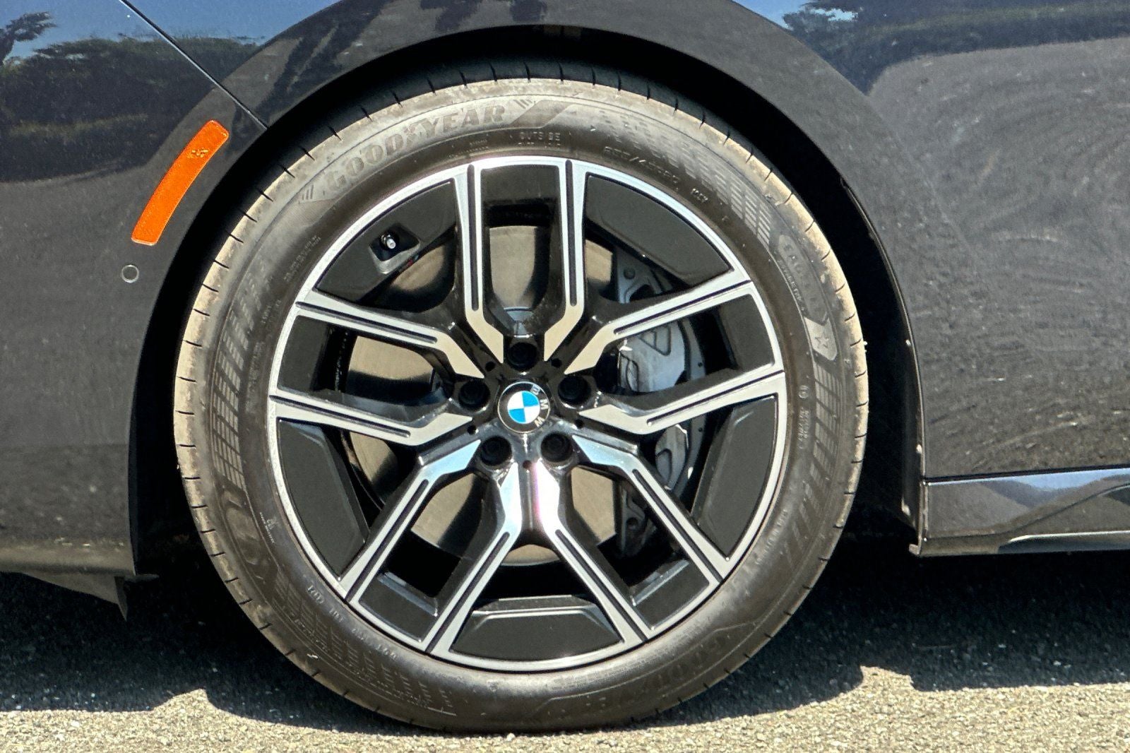 2024 BMW 7 Series 740i
