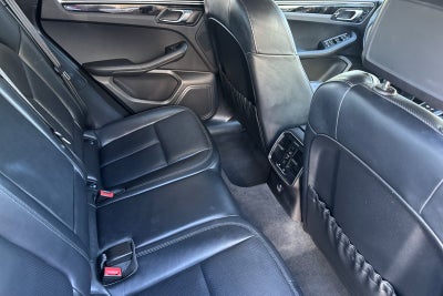 2024 Porsche Macan AWD