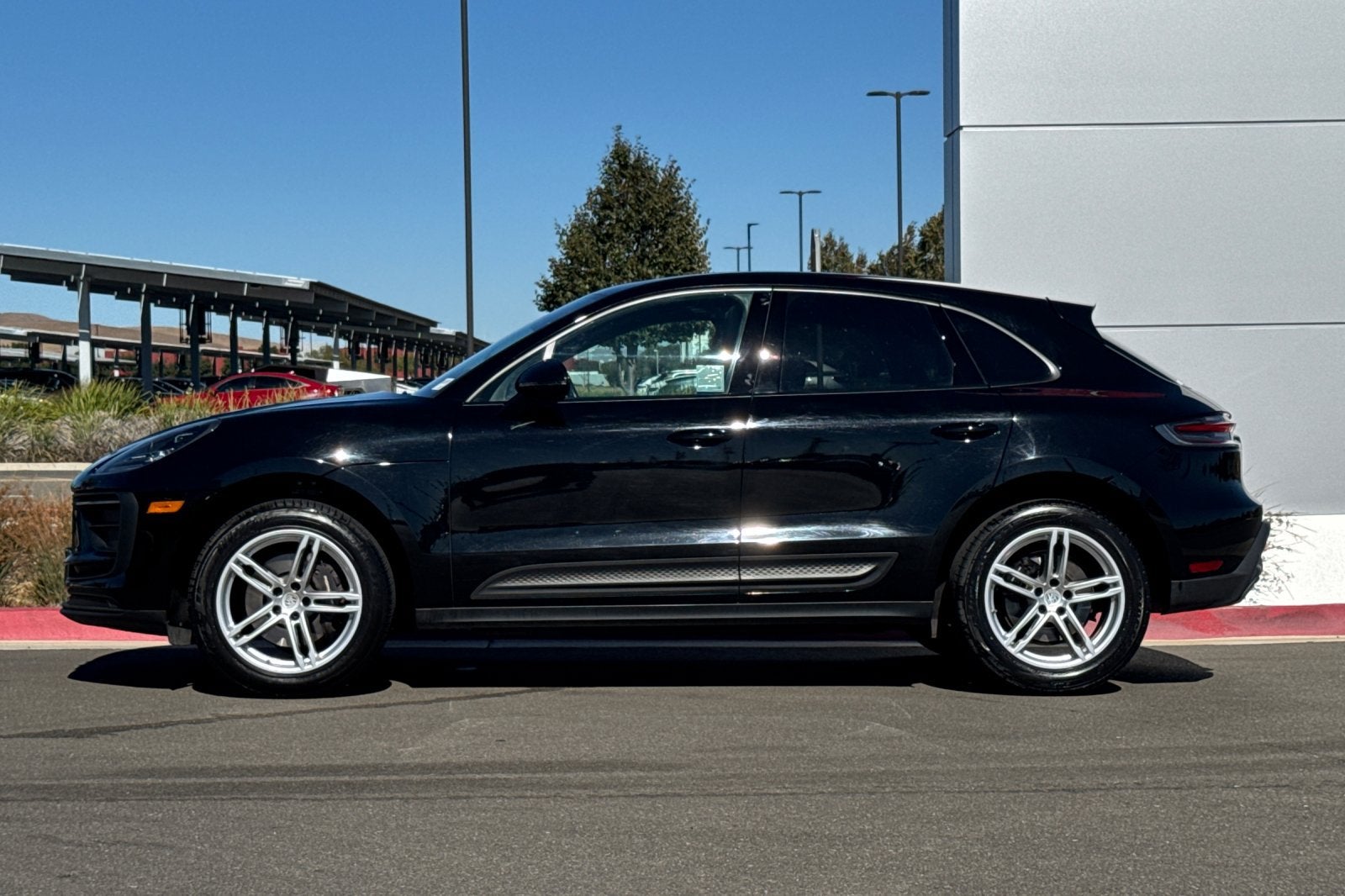2024 Porsche Macan AWD