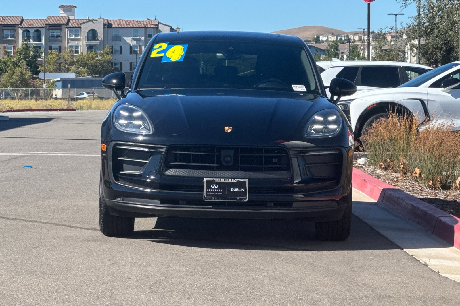 2024 Porsche Macan AWD