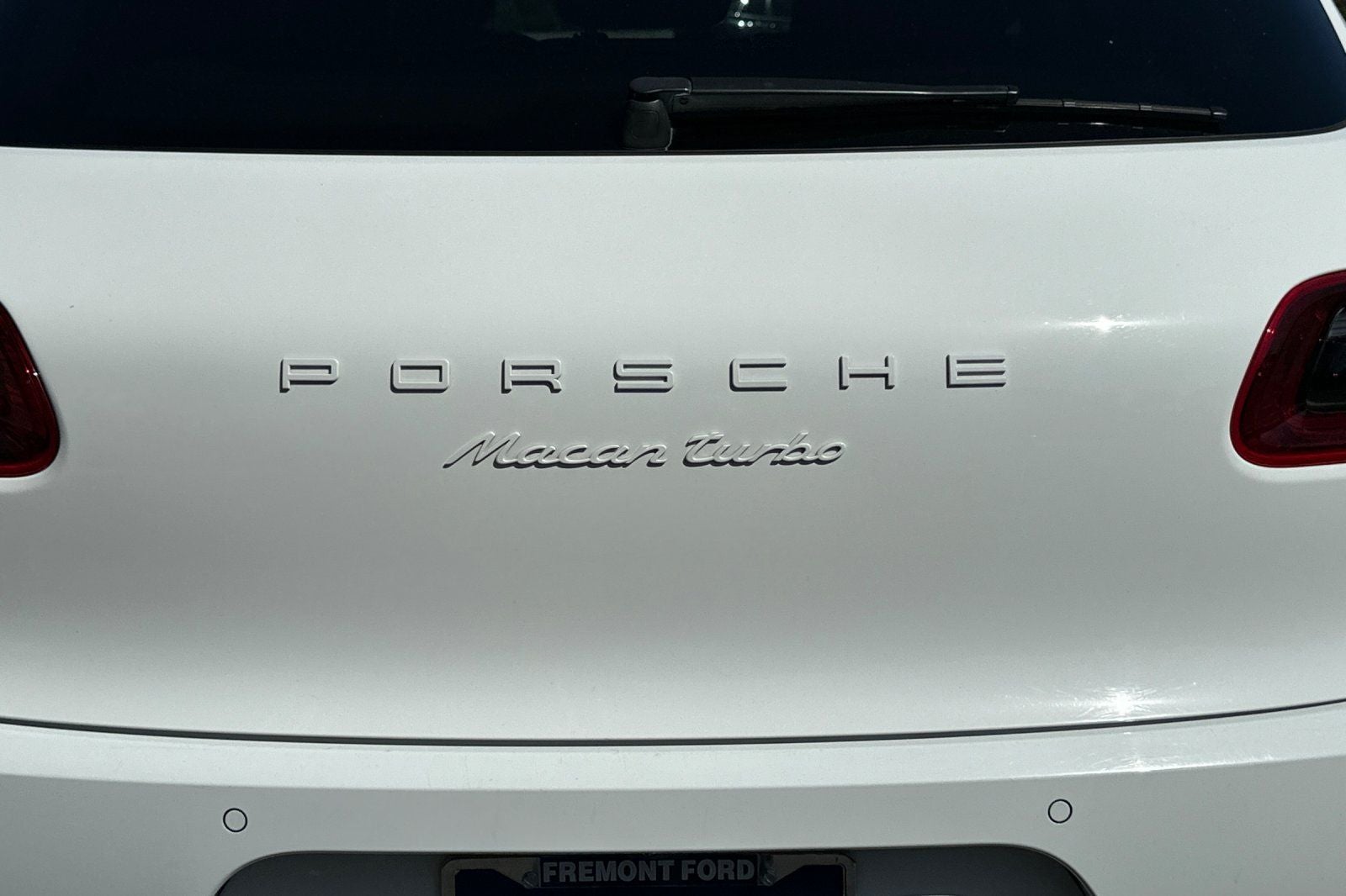 2018 Porsche Macan Turbo