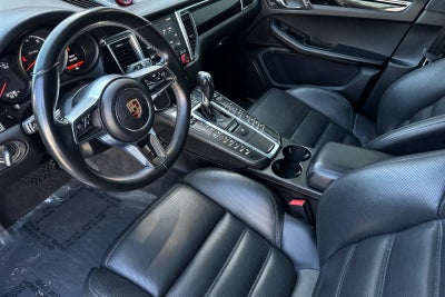 2018 Porsche Macan Turbo