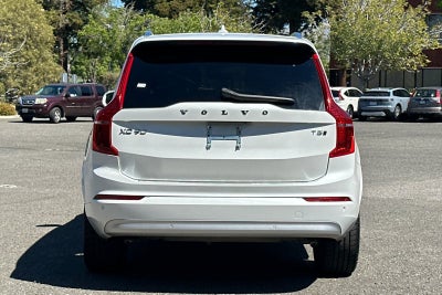 2022 Volvo XC90 T5 Momentum